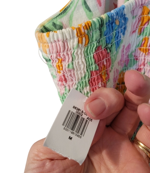 NWT Old Navy pastel floral linen blend romper - M. G18 - Picture 2 of 8